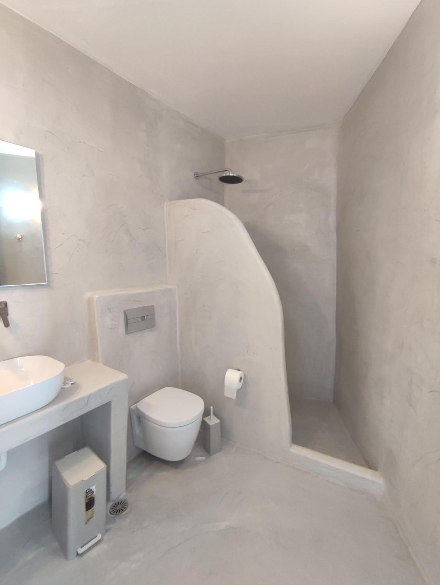 Central Santorini Serenity Rooms Fira (Santorini) Exterior photo